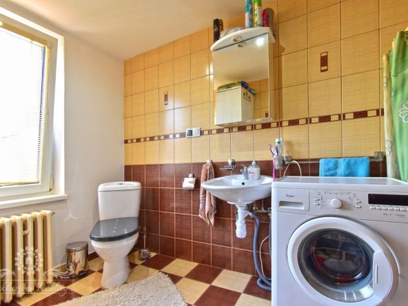 Na predaj 6 izbový rodinný dom s garážou, Poprad / mestská časť Matejovce
