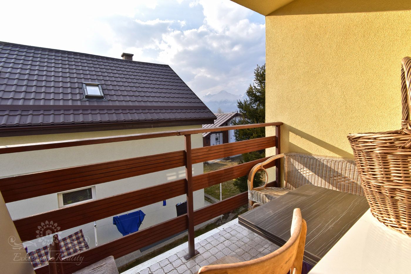 Na predaj 6 izbový rodinný dom s garážou, Poprad / mestská časť Matejovce