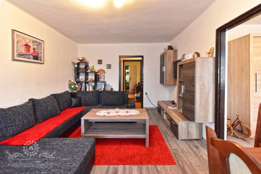 Na predaj 6 izbový rodinný dom s garážou, Poprad / mestská časť Matejovce