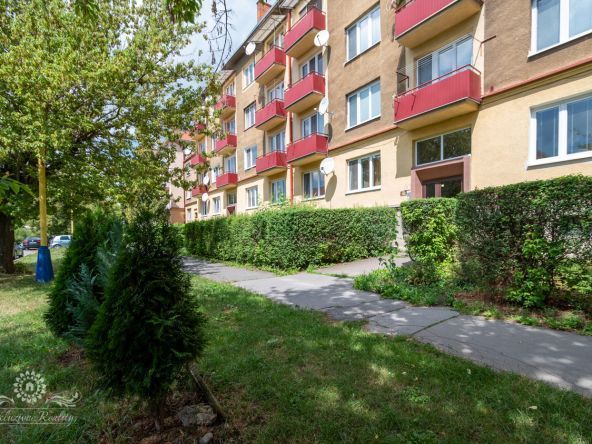 Na predaj zrekonštruovaný 2 izbový byt s balkónom Prešov - Centrum