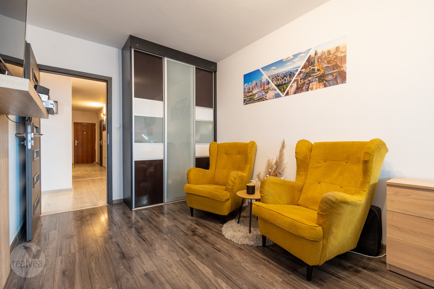 Na predaj moderný 3 izbový byt s 2 balkónmi a garážovým státím v Košiciach - Terasa