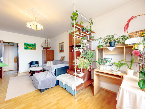 Na predaj priestranný 3 izbový byt s loggiou, Poprad Nový Juh