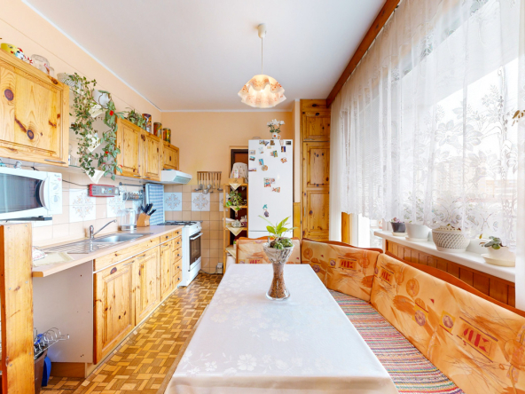 Na predaj priestranný 3 izbový byt s loggiou, Poprad Nový Juh