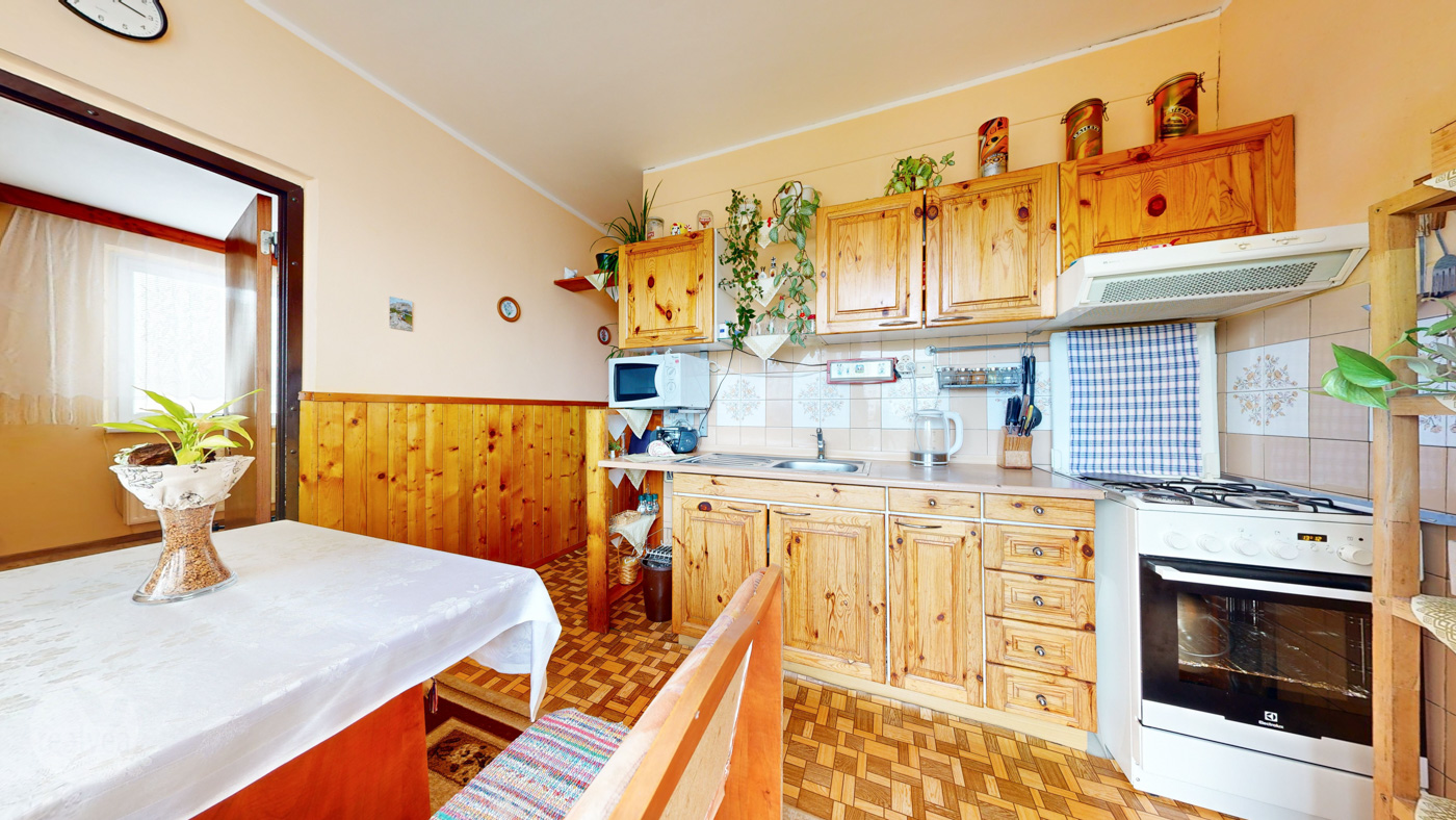 Na predaj priestranný 3 izbový byt s loggiou, Poprad Nový Juh