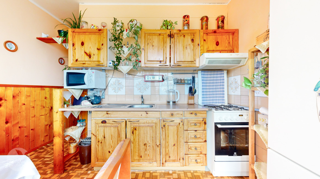 Na predaj priestranný 3 izbový byt s loggiou, Poprad Nový Juh