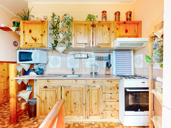 Na predaj priestranný 3 izbový byt s loggiou, Poprad Nový Juh