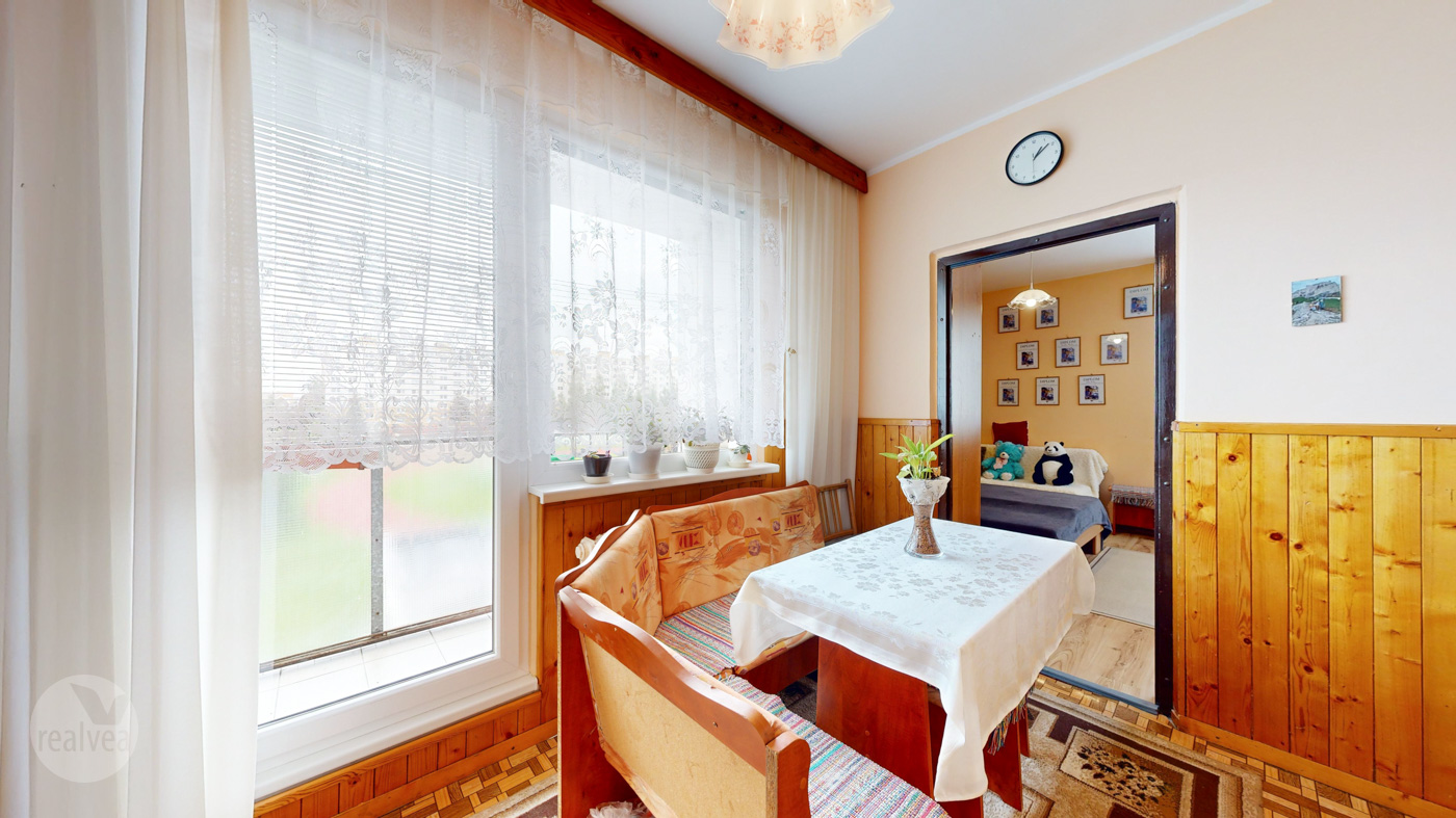 Na predaj priestranný 3 izbový byt s loggiou, Poprad Nový Juh