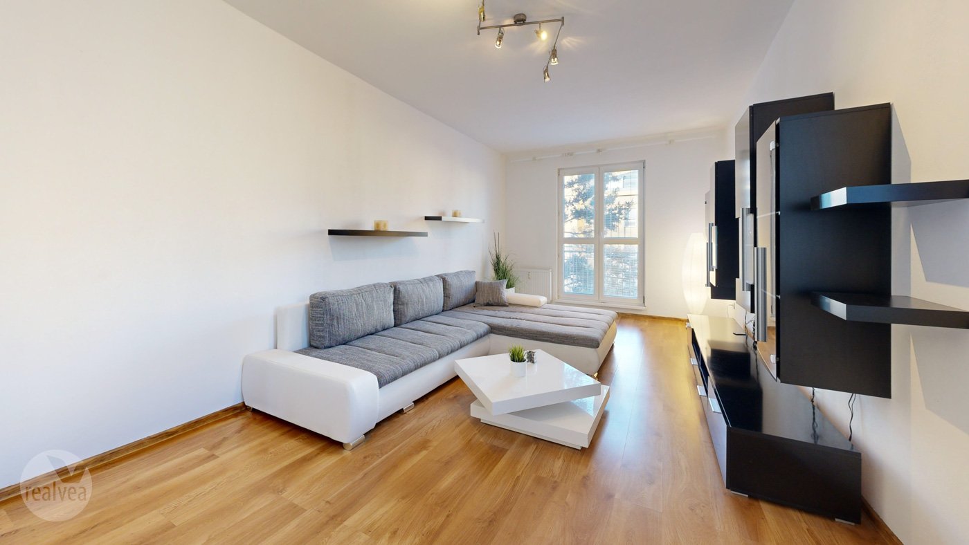 Na predaj 2 izbový byt vhodný ako investícia, blízko centra, Žilina