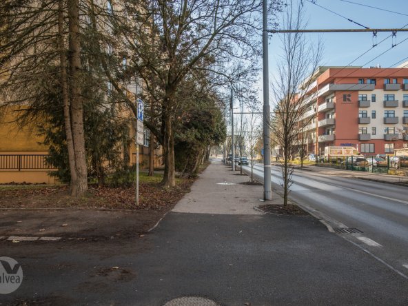 Na predaj 2 izbový byt vhodný ako investícia, blízko centra, Žilina