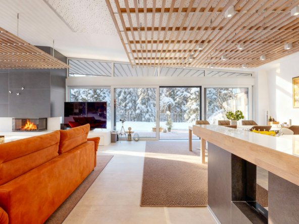 Na predaj moderná rodinná vila pod Chopkom, ukrytá v korunách stromov, Nízke Tatry