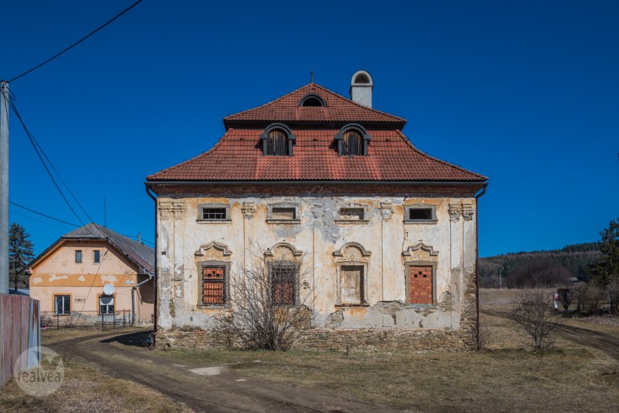 Na predaj Kaštieľ Vlková, národná kultúrna pamiatka na Spiši