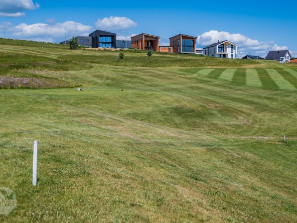 Na predaj stavebné pozemky pri golfovom ihrisku na výstavbu rodinného domu podľa vašich predstáv - Malý Slavkov, Tatry