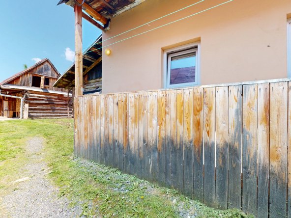 Na predaj vidiecky domček v cene garáže - Liptovská Teplička