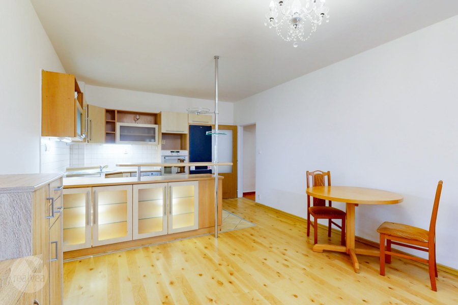 Na prenájom 2 izbový byt, čiastočne zariadený, Poprad / Starý Juh