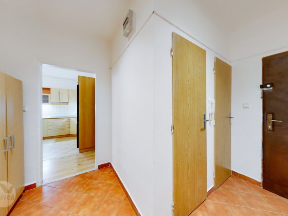 Na prenájom 2 izbový byt, čiastočne zariadený, Poprad / Starý Juh