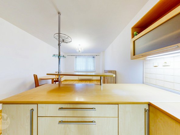 Na prenájom 2 izbový byt, čiastočne zariadený, Poprad / Starý Juh