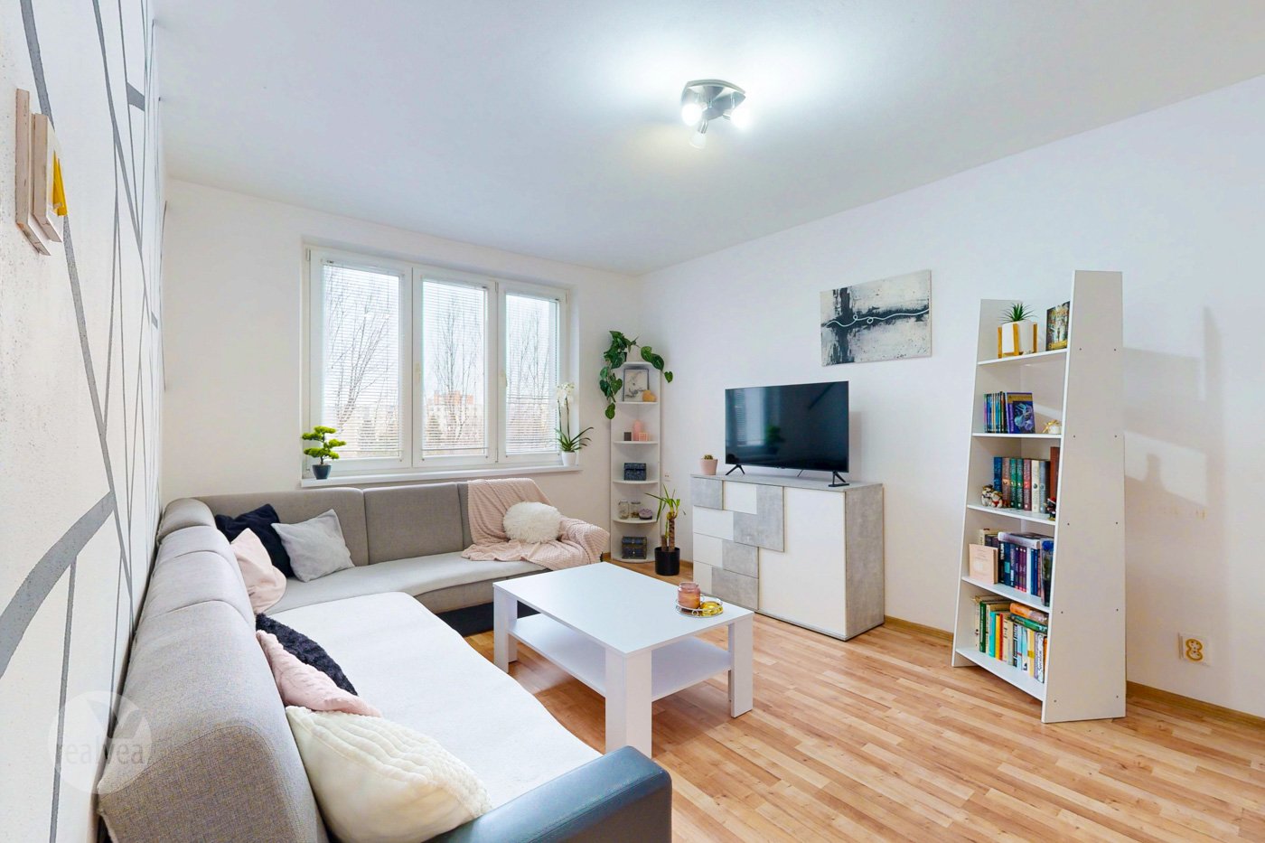 Na predaj 2 izbový byt na bývanie alebo ako investícia - Poprad / Starý Juh