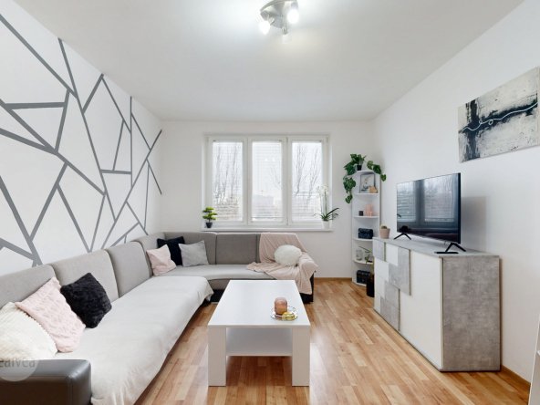 Na predaj 2 izbový byt na bývanie alebo ako investícia - Poprad / Starý Juh