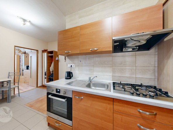 Na predaj 2 izbový byt na bývanie alebo ako investícia - Poprad / Starý Juh