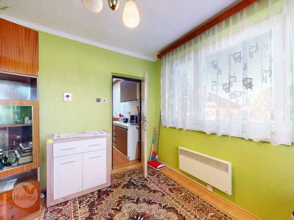 Na predaj rodinný dom v pôvodnom stave s veľkou záhradou - Dúbrava, Liptov