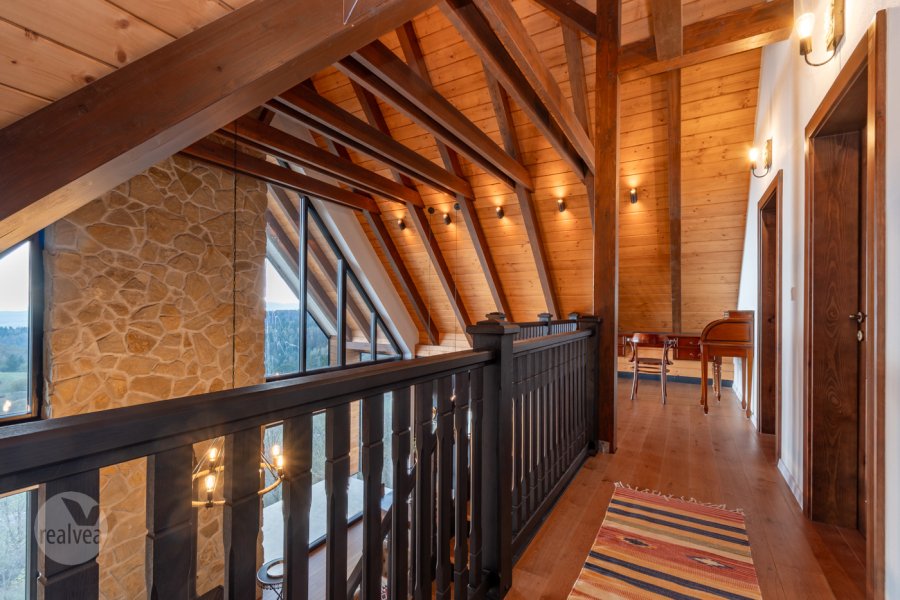 Na predaj exkluzívny rodinný dom s panoramatickým výhľadom - Uloža, Levoča