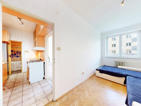 Na predaj 2 izbový byt s potenciálom v tichej časti plnej zelene - Bratislava, Trnávka (Ružinov)