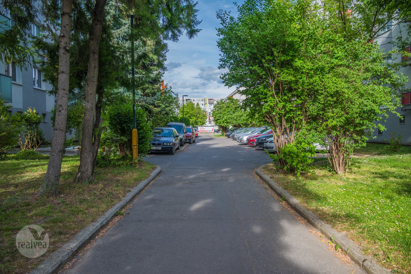 Na predaj 2 izbový byt s potenciálom v tichej časti plnej zelene - Bratislava, Trnávka (Ružinov)