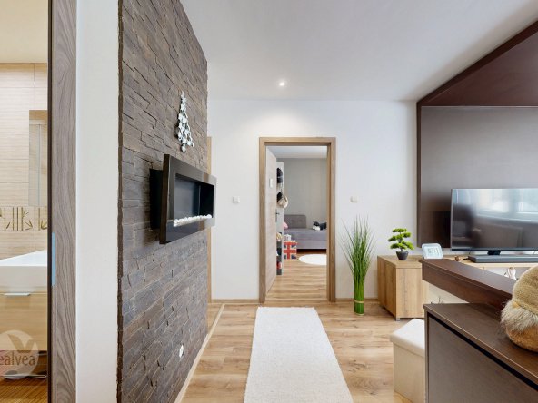 Na predaj 3 izbový vkusne prerobený byt pri centre mesta Kežmarok