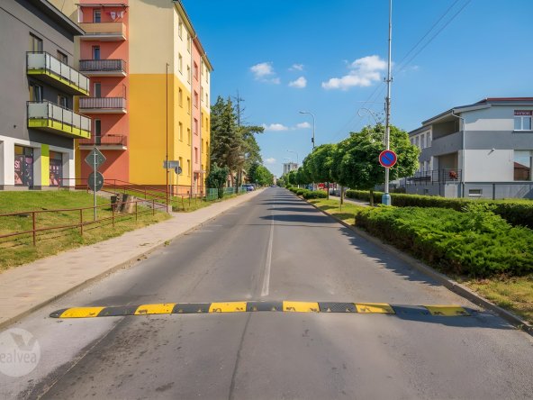 Na predaj 2 izbový byt v tehlovom bytovom dome, Svit
