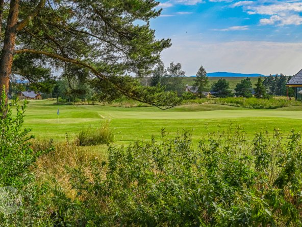 Na predaj exkluzívny chalet pri golfe, Veľká Lomnica, Vysoké Tatry