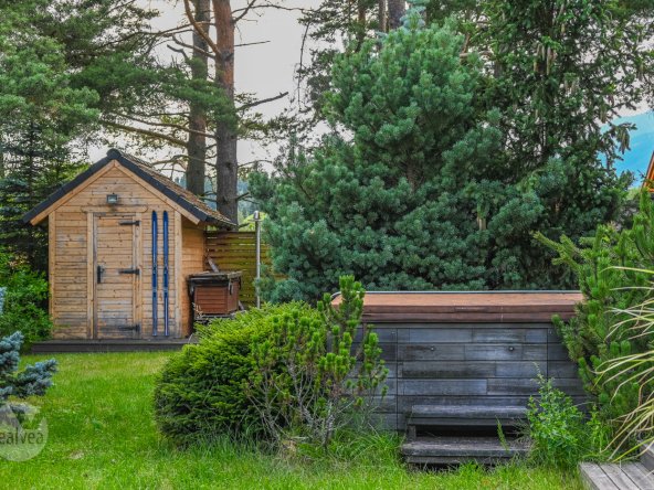 Na predaj exkluzívny chalet pri golfe, Veľká Lomnica, Vysoké Tatry
