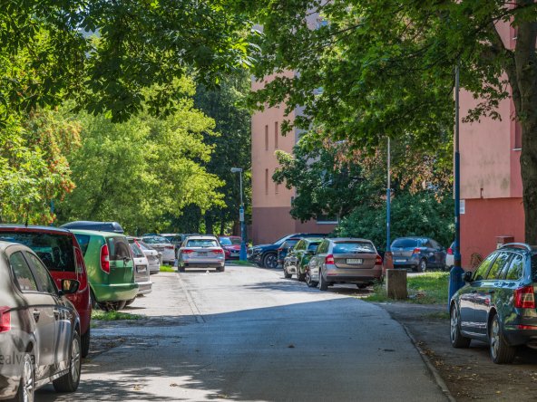 Na predaj priestranný 3 izbový byt na obľúbenom sídlisku Západ v Poprade