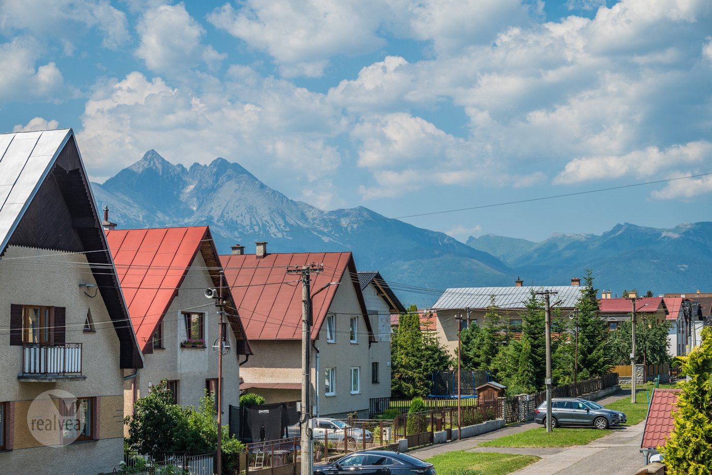 Na predaj veľkorysý rodinný dom na pokojnej ulici, Veľká Lomnica