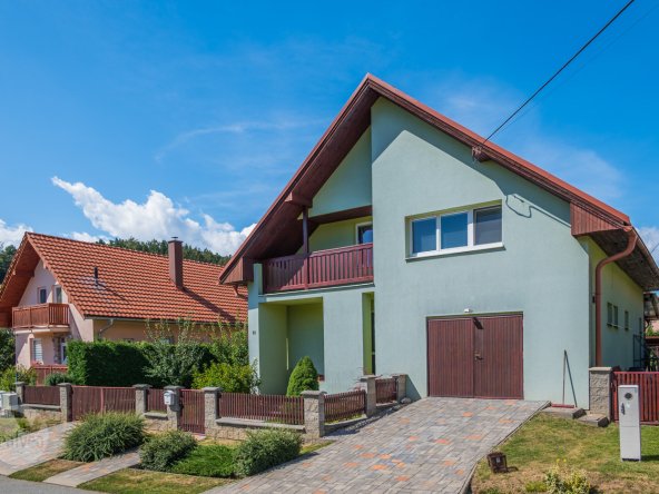 Na predaj komfortný rodinný dom s upravenou záhradou - Kurimany, okres Levoča