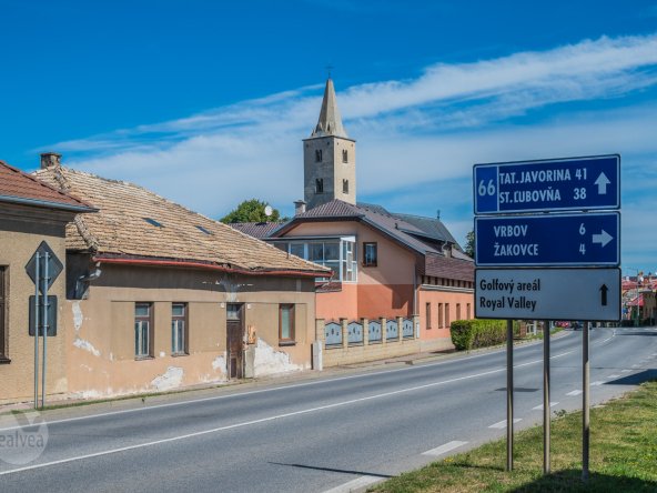 Na predaj rodinný dom s privátnou oázou pokoja a neobmedzeným potenciálom - Huncovce