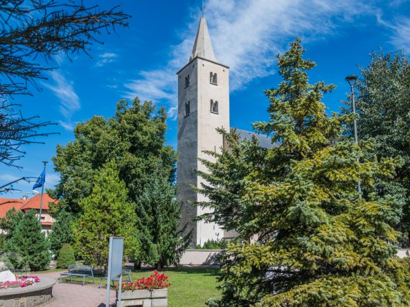 Na predaj rodinný dom s privátnou oázou pokoja a neobmedzeným potenciálom - Huncovce