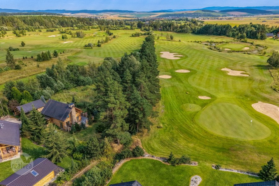 Na predaj exkluzívny chalet pri golfe, Veľká Lomnica, Vysoké Tatry