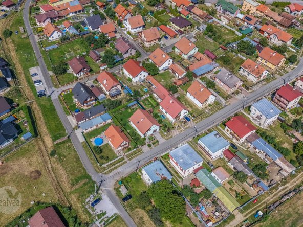Na predaj komfortný rodinný dom s upravenou záhradou - Kurimany, okres Levoča