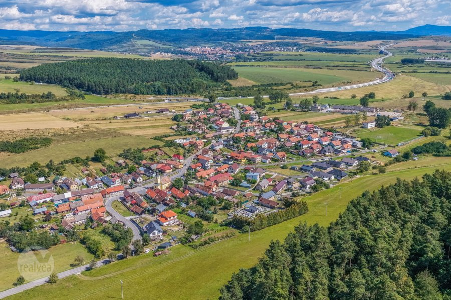 Na predaj komfortný rodinný dom s upravenou záhradou - Kurimany, okres Levoča