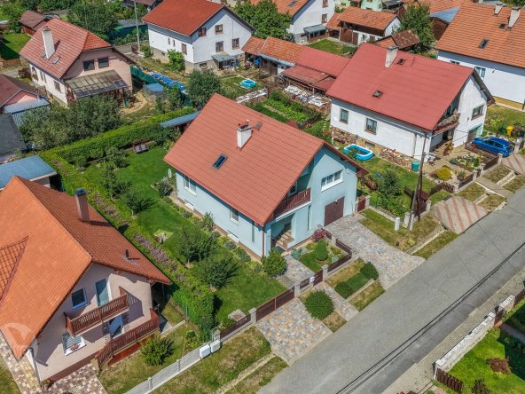 Na predaj komfortný rodinný dom s upravenou záhradou - Kurimany, okres Levoča