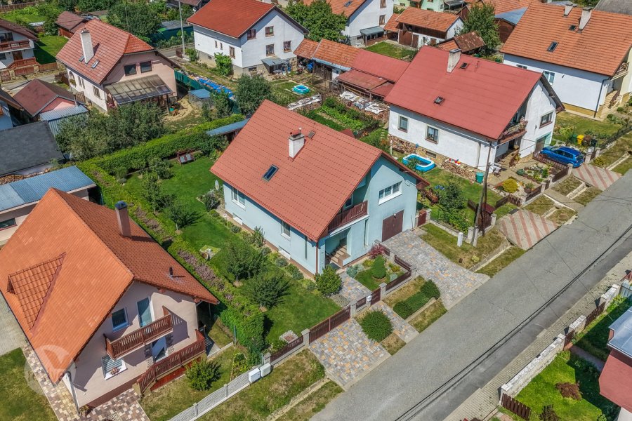 Na predaj komfortný rodinný dom s upravenou záhradou - Kurimany, okres Levoča