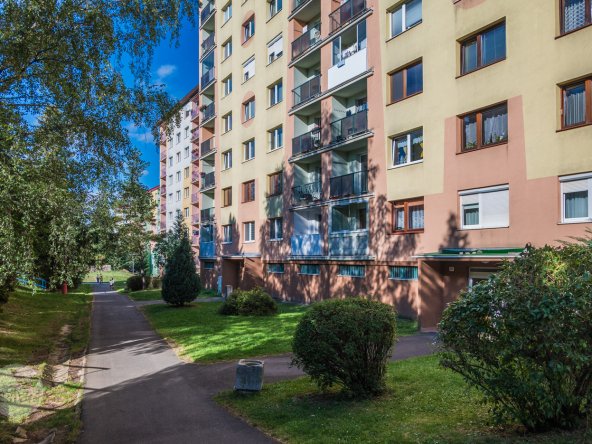 Na predaj 3 izbový byt s loggiou a štedrou výmerou, Kežmarok - sídlisko Juh