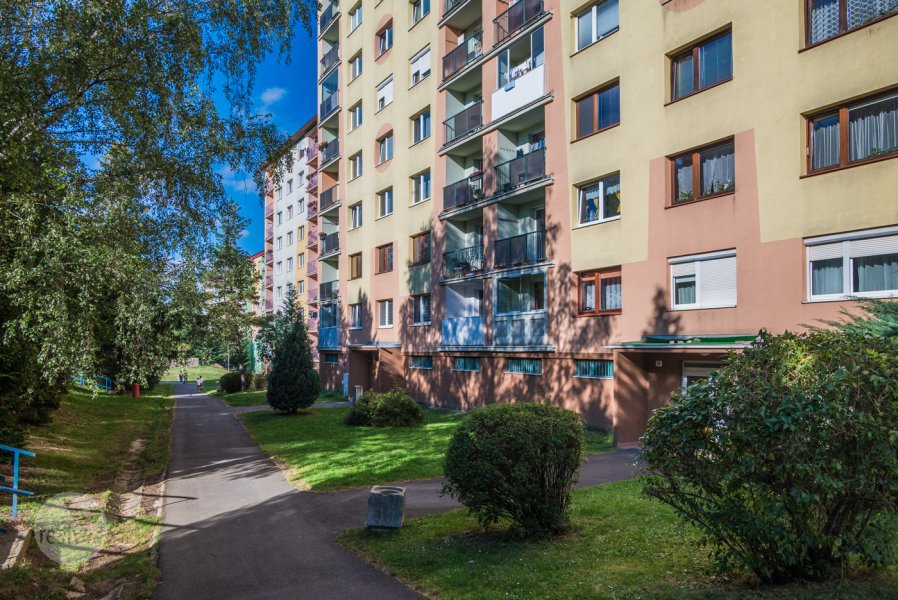 Na predaj 3 izbový byt s loggiou a štedrou výmerou, Kežmarok - sídlisko Juh