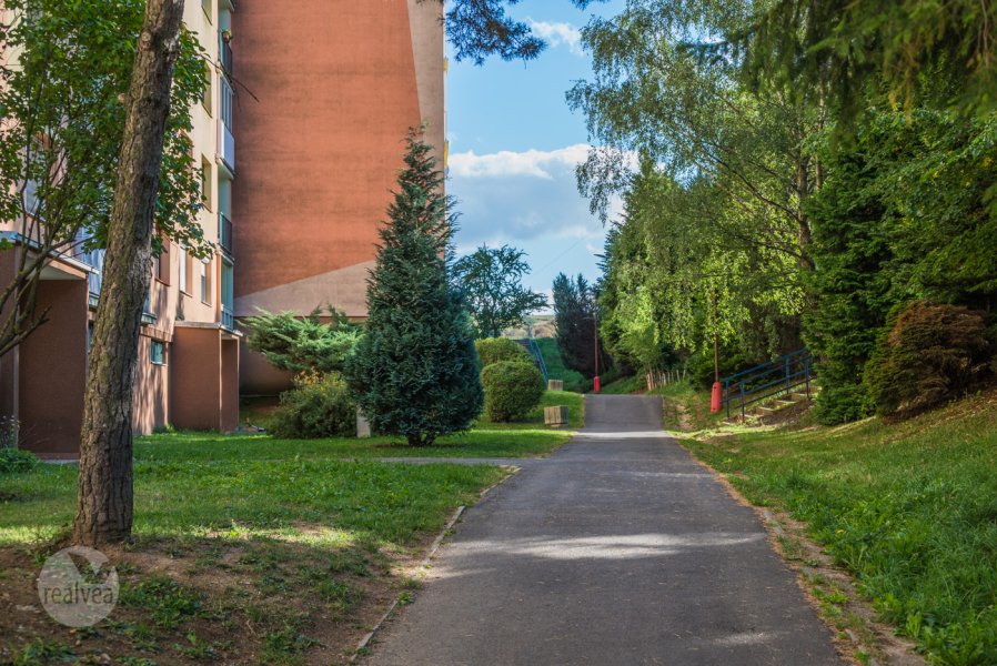 Na predaj 3 izbový byt s loggiou a štedrou výmerou, Kežmarok - sídlisko Juh