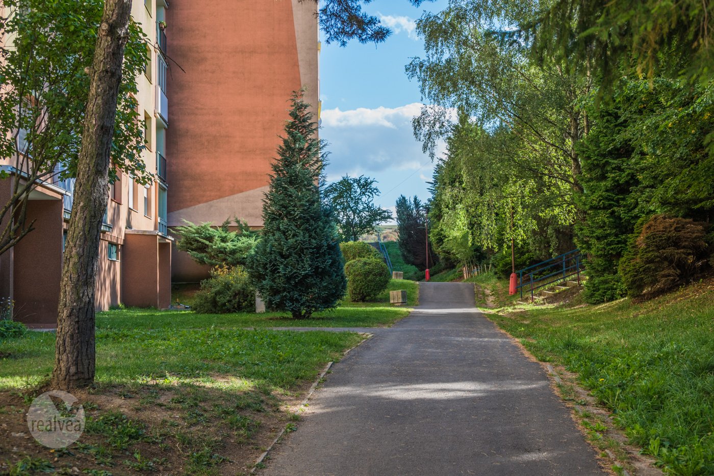Na predaj 3 izbový byt s loggiou a štedrou výmerou, Kežmarok - sídlisko Juh