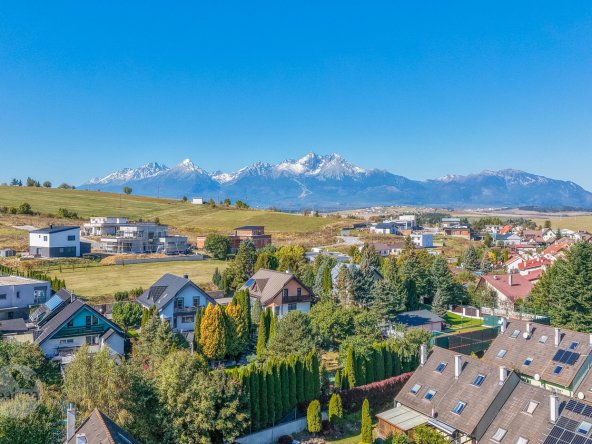 Na predaj zrekonštruovaný 3 izbový byt s výhľadom na Tatry, Kežmarok - sídlisko Juh