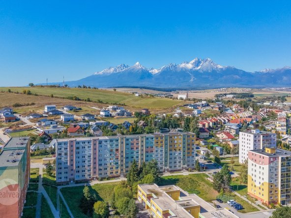 Na predaj zrekonštruovaný 3 izbový byt s výhľadom na Tatry, Kežmarok - sídlisko Juh