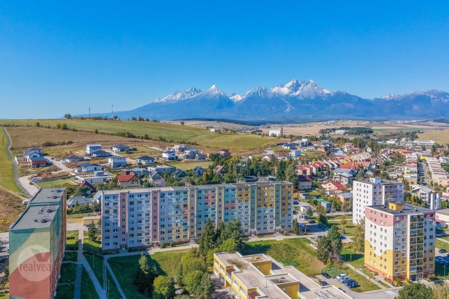 Na predaj zrekonštruovaný 3 izbový byt s výhľadom na Tatry, Kežmarok - sídlisko Juh