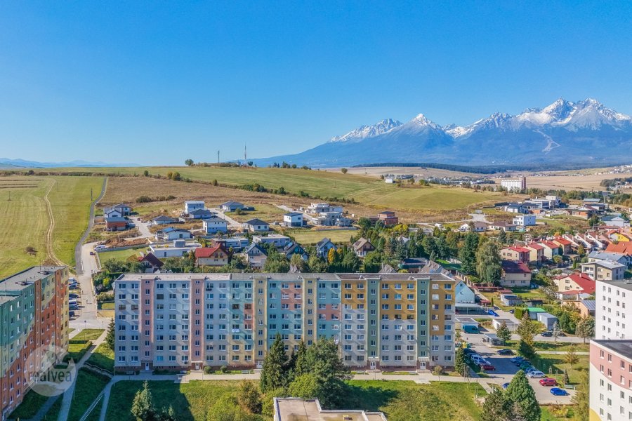 Na predaj zrekonštruovaný 3 izbový byt s výhľadom na Tatry, Kežmarok - sídlisko Juh