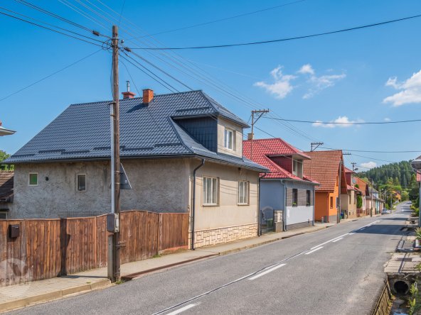 Na predaj rodinný dom s veľkou záhradou - Iliašovce pri Levoči